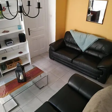 Large Townhouse, Pueblo Holiday home
